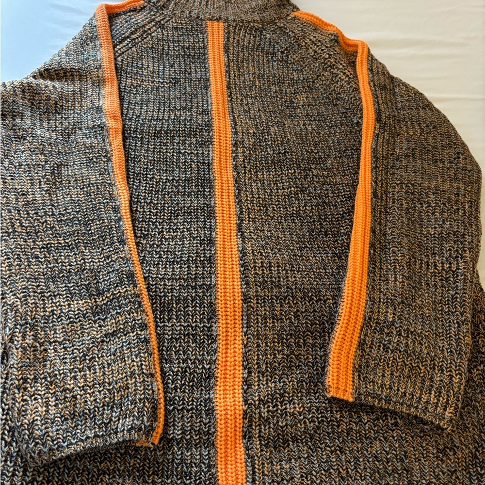 Never worn cotton blend turtleneck multicolored sweater.sz L. NWOT - Picture 10 of 10